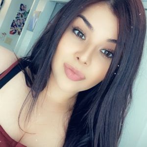 Meet your Posher, Adaniza